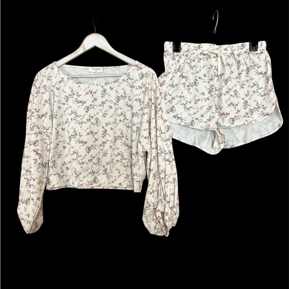 Storia Pink Floral Women's Pajama Set medium NWT